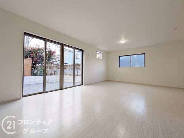 大津市本丸町　新築一戸建て　１期　１号棟