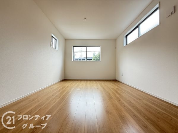 京都市伏見区醍醐外山街道町 新築一戸建て(リビング)