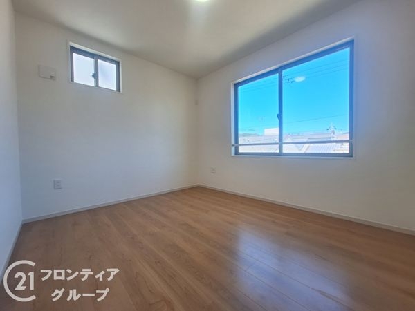 京都市山科区西野大鳥井町 新築一戸建て 2期 全1区画(子供部屋)