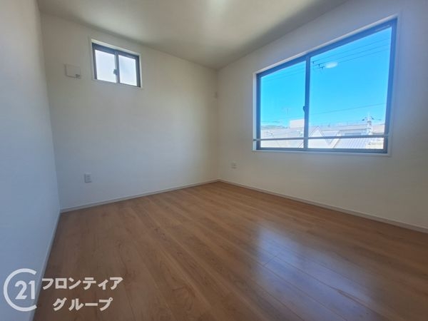 京都市山科区西野大鳥井町 新築一戸建て 2期 全1区画(子供部屋)