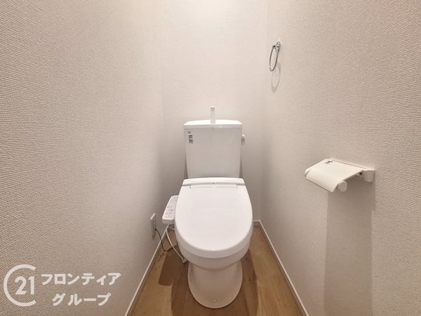 京都市山科区西野大鳥井町 新築一戸建て 2期 全1区画(トイレ)