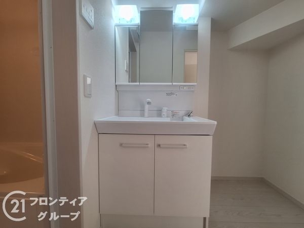 長岡京市奥海印寺門ノ町　新築一戸建て　１期　３号棟