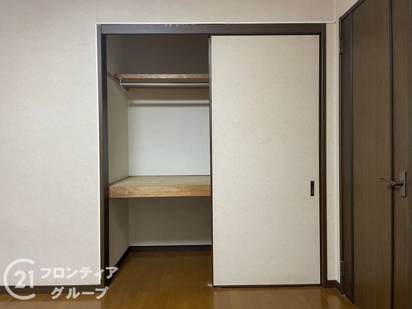 京田辺市大住責谷の中古一戸建て(収納)