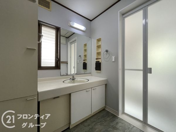 京田辺市大住責谷の中古一戸建て(洗面台・洗面所)