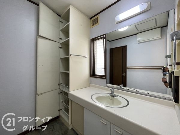 京田辺市大住責谷の中古一戸建て(洗面台・洗面所)