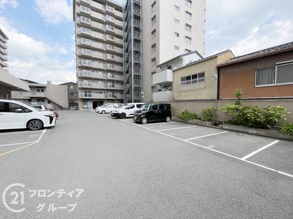 メガロコープ西陣A棟 中古マンション(駐車場)