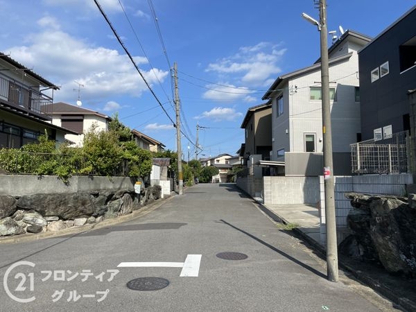 宇治市南陵町３丁目の中古一戸建て