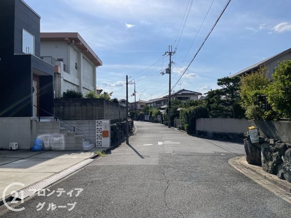 宇治市南陵町３丁目の中古一戸建て