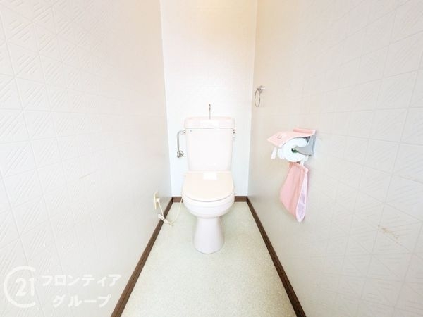 大津市本堅田3丁目の中古一戸建て(トイレ)