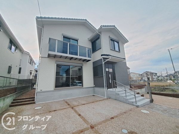 京田辺市同志社山手３丁目の新築一戸建