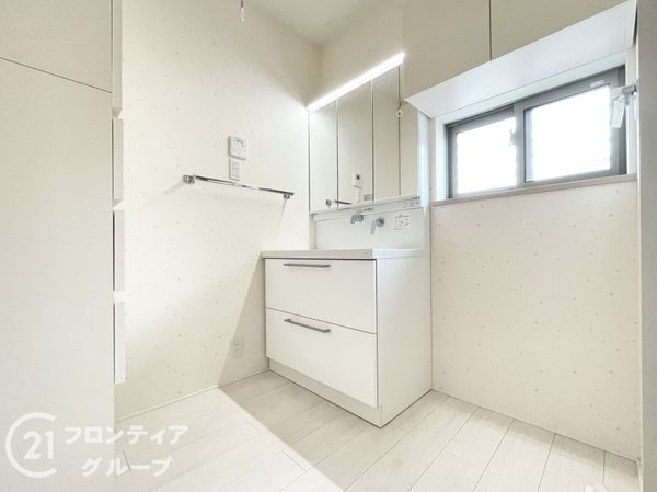 宇治市伊勢田町名木２丁目の中古一戸建て