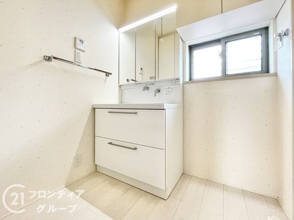 宇治市伊勢田町名木２丁目の中古一戸建て