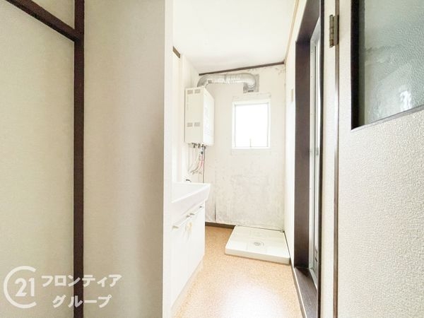 竹の台団地D1棟 中古マンション(洗面台・洗面所)