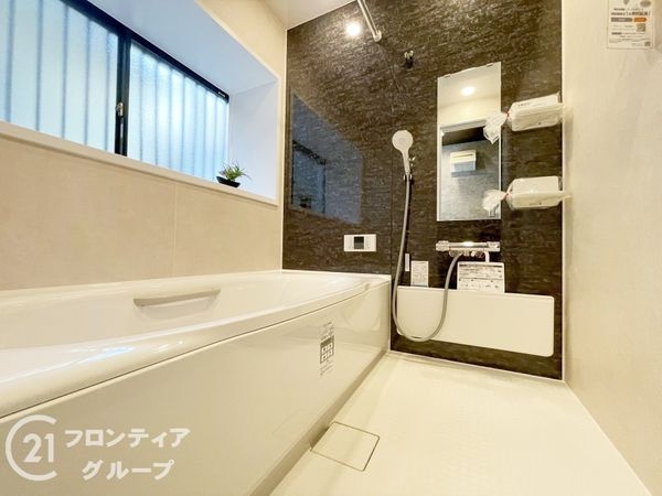 宇治市広野町宮谷　中古一戸建て