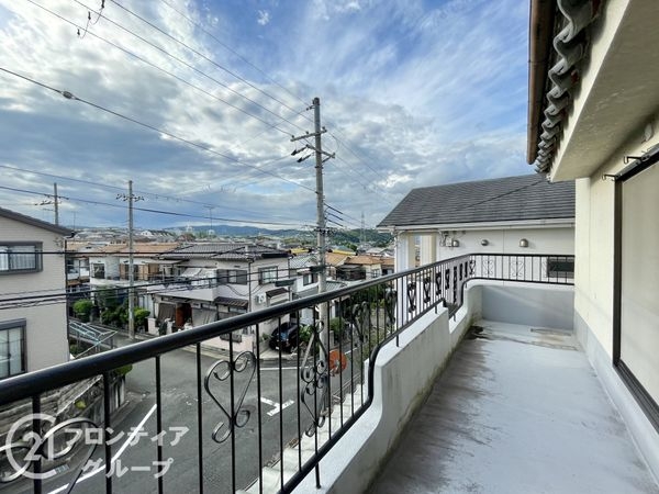 八幡市八幡安居塚の中古一戸建て