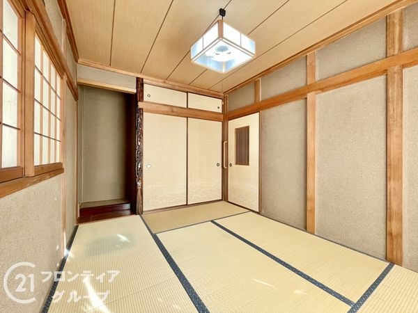 八幡市八幡安居塚の中古一戸建て