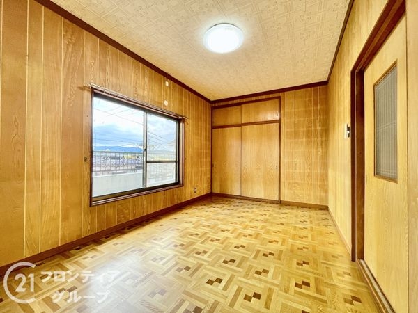 八幡市八幡安居塚の中古一戸建て