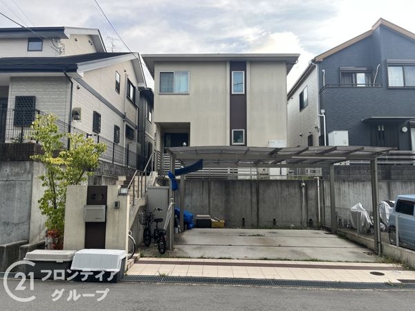 八幡市男山松里　中古一戸建て