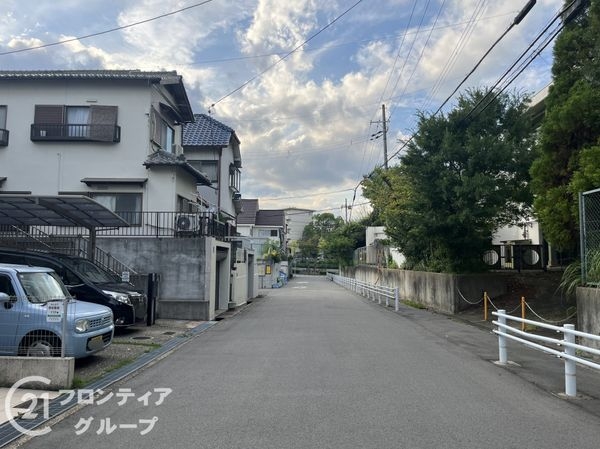 八幡市男山松里　中古一戸建て