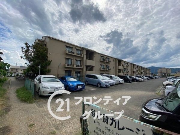 グローバル太秦　中古マンション