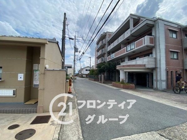 グローバル太秦　中古マンション