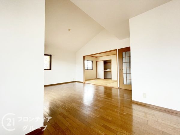 グローバル太秦　中古マンション