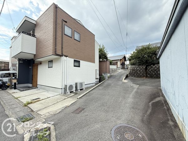 京都市伏見区向島立河原町の中古一戸建て