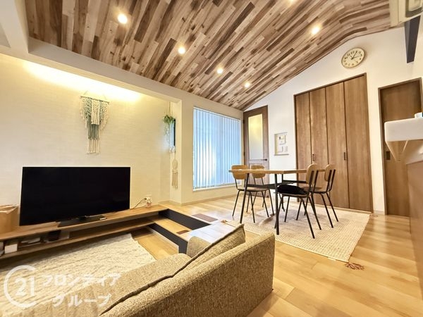 京都市伏見区向島立河原町の中古一戸建て