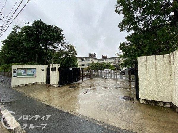 境谷西第2住宅団地16号棟　中古マンション(京都市立境谷小学校)