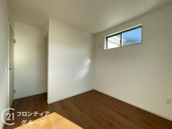 京都市南区久世大築町　新築一戸建て　２期　全４区画　４号地