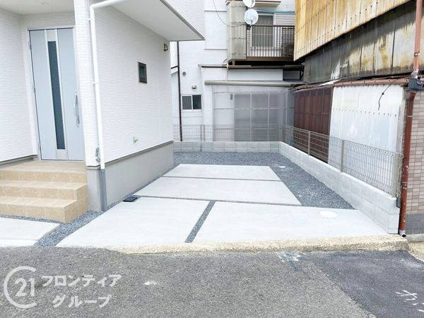 長岡京市滝ノ町１丁目　新築一戸建て　３期　２号棟