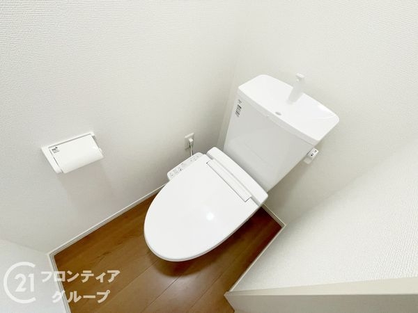 長岡京市滝ノ町１丁目　新築一戸建て　３期　２号棟