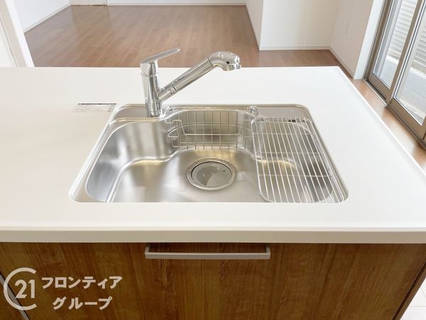 長岡京市滝ノ町１丁目　新築一戸建て　３期　２号棟