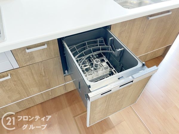 長岡京市滝ノ町１丁目　新築一戸建て　３期　２号棟