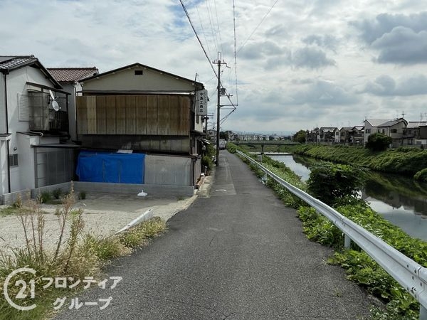 長岡京市滝ノ町１丁目　新築一戸建て　３期　２号棟