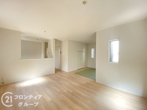 八幡市男山長沢　新築一戸建て　第２　３号棟
