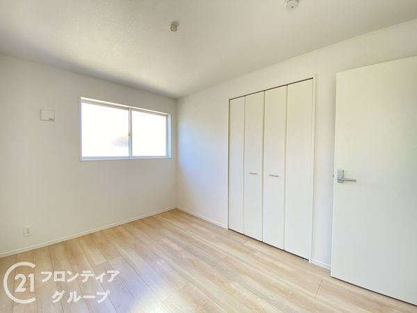 八幡市男山長沢　新築一戸建て　第２　２号棟