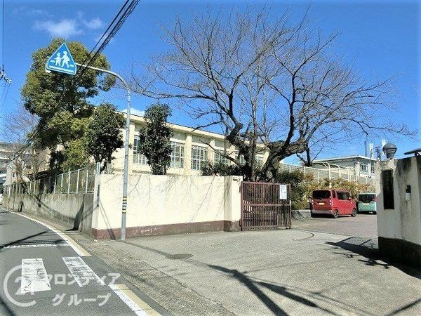 京都市山科区四ノ宮小金塚の中古一戸建て(京都市立音羽小学校)