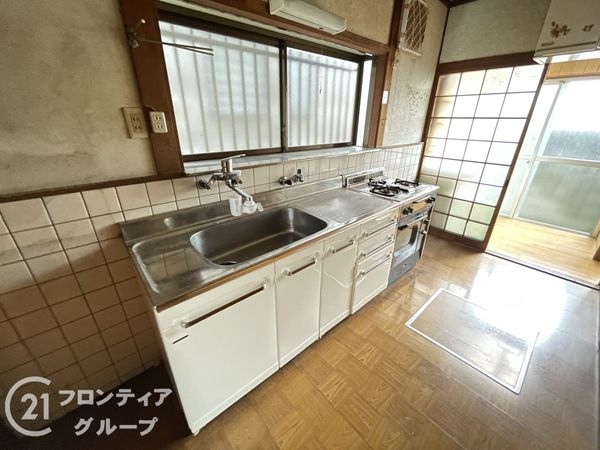 京都市山科区西野山射庭ノ上町の中古一戸建て