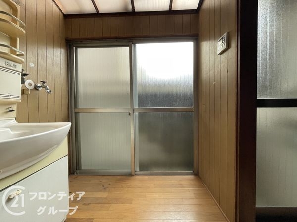 京都市山科区西野山射庭ノ上町の中古一戸建て