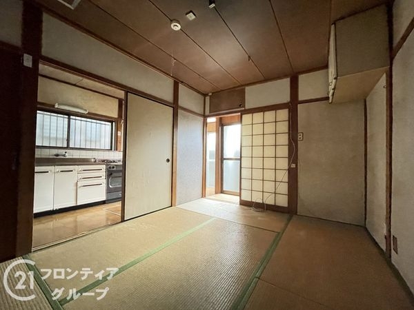 京都市山科区西野山射庭ノ上町　中古一戸建て
