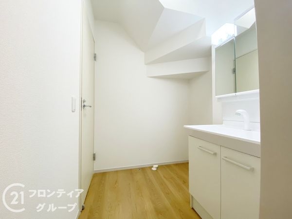 京都市伏見区桃山与五郎町　新築一戸建て　４期　１号棟