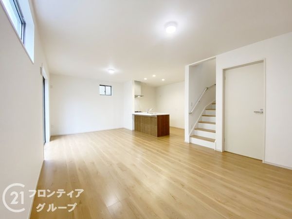 京都市伏見区桃山与五郎町　新築一戸建て　４期　１号棟