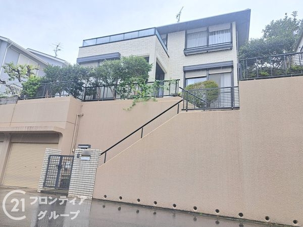 宇治市平尾台３丁目の中古一戸建て