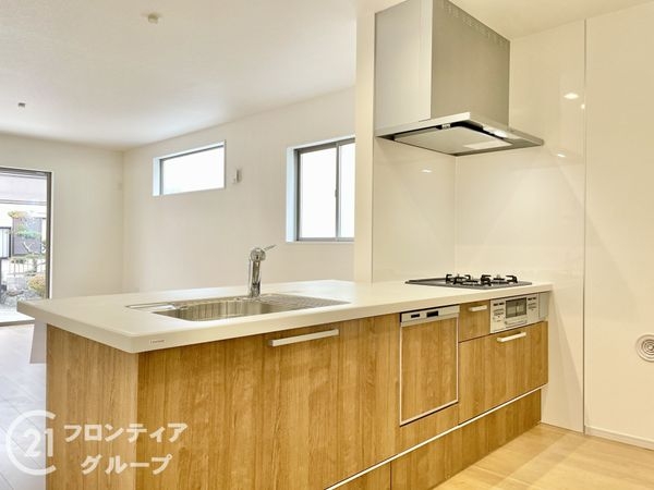 城陽市寺田尼塚　新築一戸建て　1期　1号棟