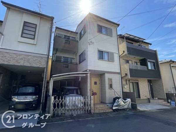 京都市伏見区羽束師鴨川町の中古一戸建て
