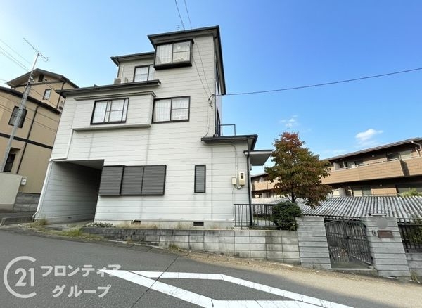 乙訓郡大山崎町字円明寺小字西法寺　中古一戸建て