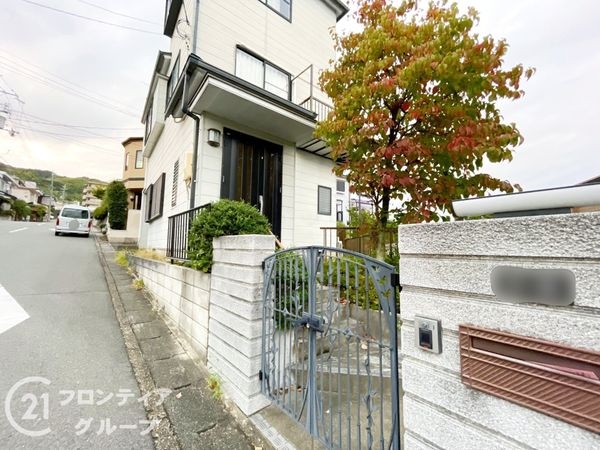 乙訓郡大山崎町字円明寺小字西法寺　中古一戸建て