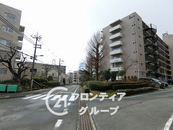 枚方ハイツ8号棟　中古マンション