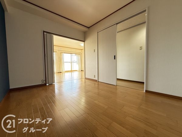 枚方ハイツ8号棟　中古マンション